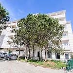 Miki Apartment Qerret Kavaje 925