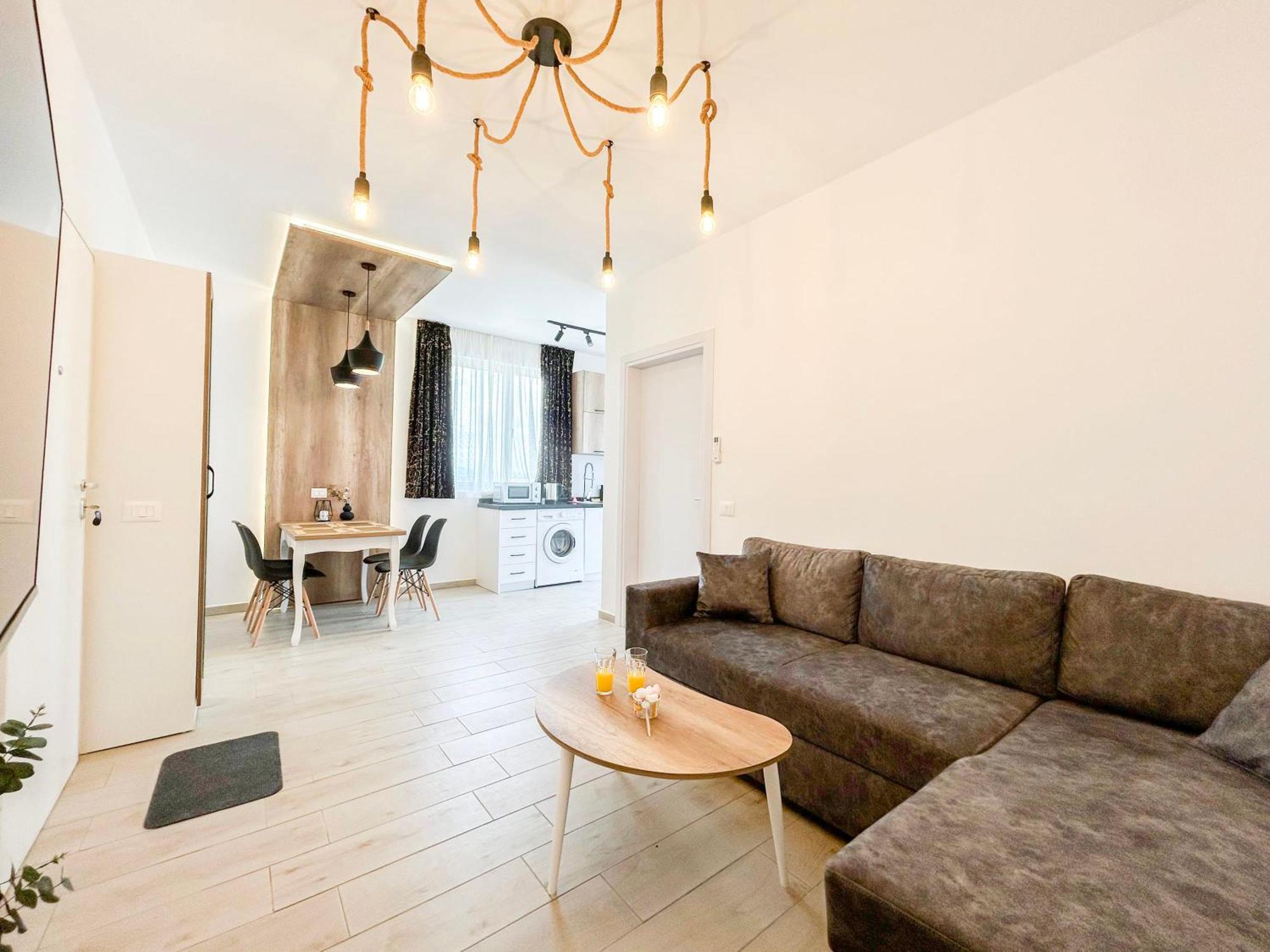 Apartament Miki Qerret Kavaje 925 *