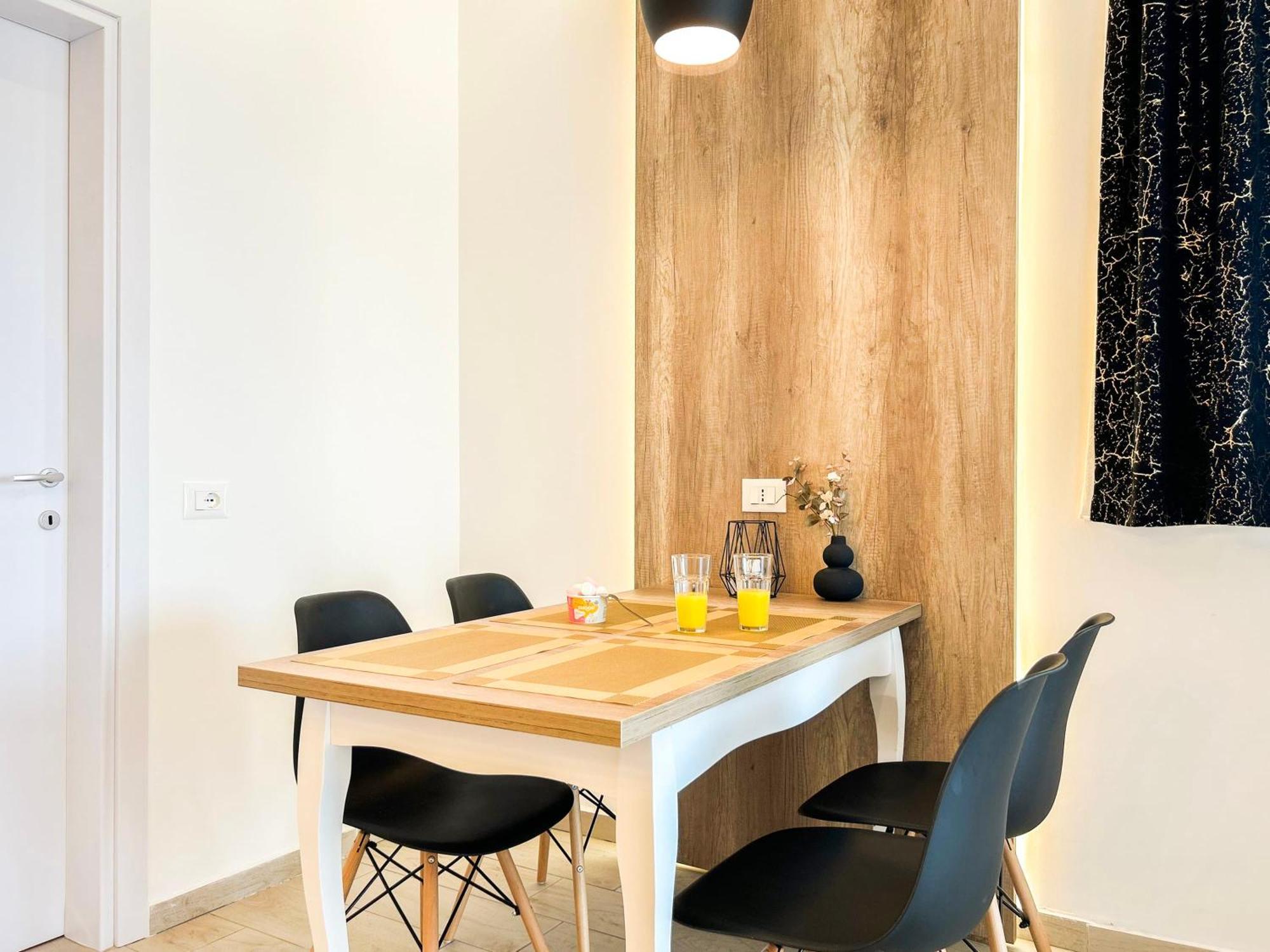 Apartament Miki Qerret Kavaje 925 *