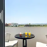 Miki Apartment Qerret Kavaje 925